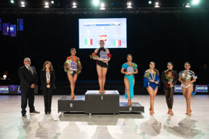 carmen salsa shine solo female 2024 podium carmen salsa shine solo female 2024 podium